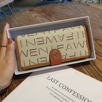 Μακρύ γυναικείο πορτοφόλι από PVC με πολλαπλές θήκες καρτών, κλιπ χαρτονομισμάτων, θήκη με φερμουάρ, εσωτερική επένδυση από γνήσιο δέρμα, μοντέλο 22110