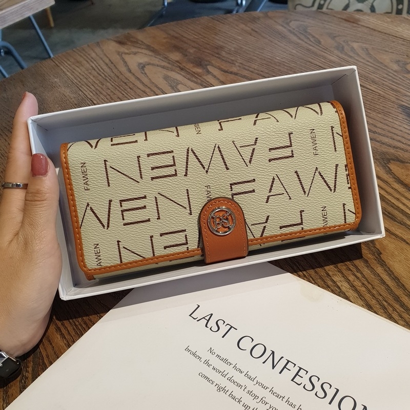 Μακρύ γυναικείο πορτοφόλι από PVC με πολλαπλές θήκες καρτών, κλιπ χαρτονομισμάτων, θήκη με φερμουάρ, εσωτερική επένδυση από γνήσιο δέρμα, μοντέλο 22110