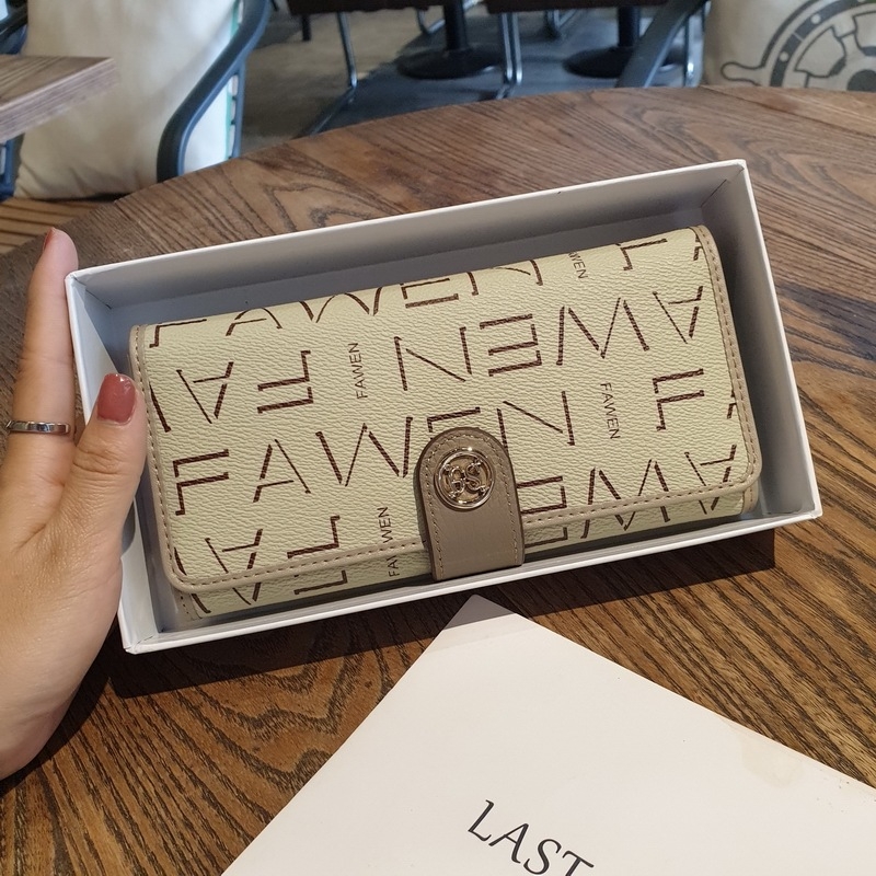 Μακρύ γυναικείο πορτοφόλι από PVC με πολλαπλές θήκες καρτών, κλιπ χαρτονομισμάτων, θήκη με φερμουάρ, εσωτερική επένδυση από γνήσιο δέρμα, μοντέλο 22110