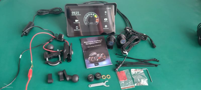 Motociklo priekinė ir galinė 2K vaizdo kamera su dvigubu įrašu, 160° matymo kampas, TF kortelė iki 256 GB, maitinimas 9–24V