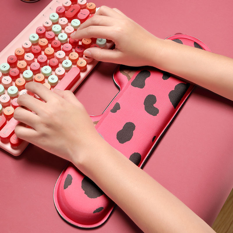 Padă de sprijin pentru încheietura mâinii cu temă Kirby, mică, unidirecțională din cauciuc, imprimare prin transfer termic, imprimare logo posibil, personalizare OEM