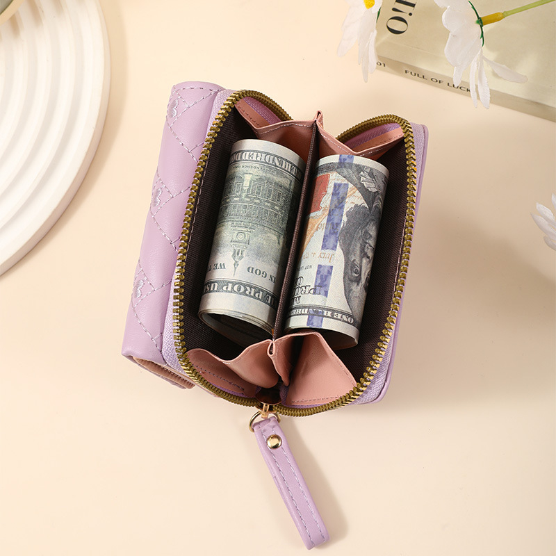 Portofel feminin scurt din PU cu inimă brodată – impermeabil, ultra-ușor, buzunar pentru carduri și monede, inspirat din moda coreeană