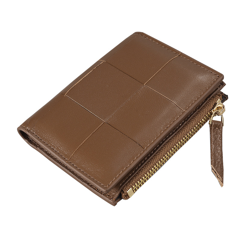 Γυναικείο δίφυλλο πορτοφόλι από γνήσιο δέρμα με υφαντή υφή, κοντό φερμουάρ, μοντέλο Wallet 3056-1, αστικός μινιμαλισμός