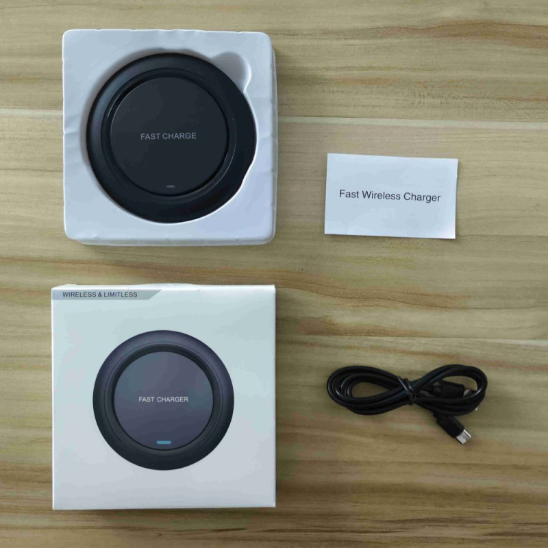 Stolni bežični punjač 15W, brzo punjenje za Apple iPhone, QC3.0, izlaz 1.66 A