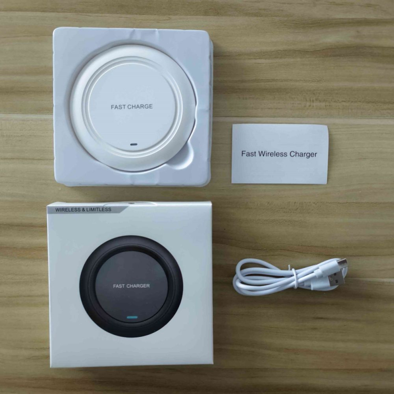 Stolni bežični punjač 15W, brzo punjenje za Apple iPhone, QC3.0, izlaz 1.66 A