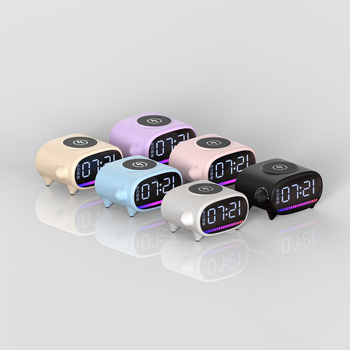 Öt‑in‑egy ébresztőóra Bluetooth hangszóróval, atmoszferikus éjszakai fény, asztali vezeték nélküli töltő; 5W–15W vezeték nélküli töltés, QC3.0 gyors töltés, mágneses töltés, 2.2A kimenet