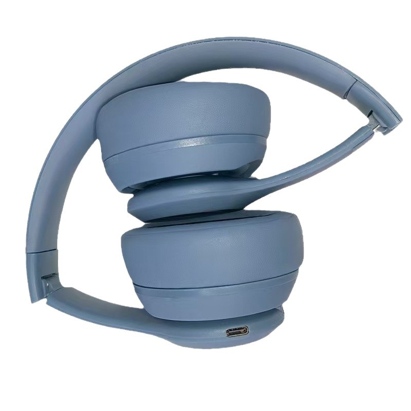 Solo4 bežični Bluetooth headset – duboki bas, Bluetooth 5.3, domet 10 m, stereo zvuk, trajanje baterije 4–8 h, glasovno upravljanje