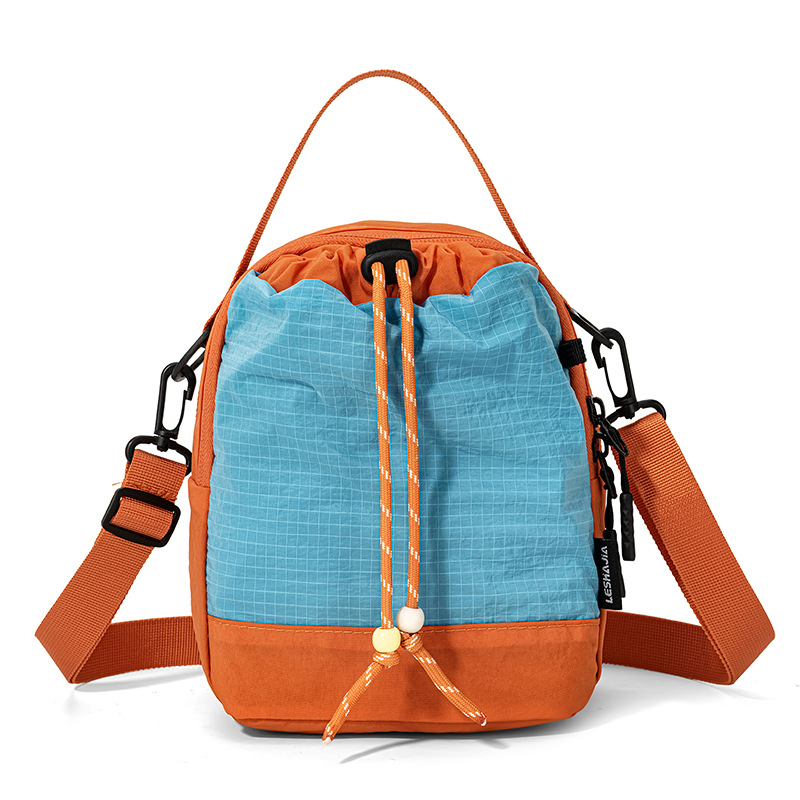 Vanjska sportska crossbody torba, kapacitet do 20 L, za 8-inčni prijenosnik, Oxford tkanina, zakrivljeni remen ramena