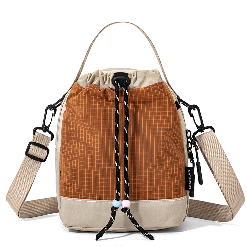 Vanjska sportska crossbody torba, kapacitet do 20 L, za 8-inčni prijenosnik, Oxford tkanina, zakrivljeni remen ramena