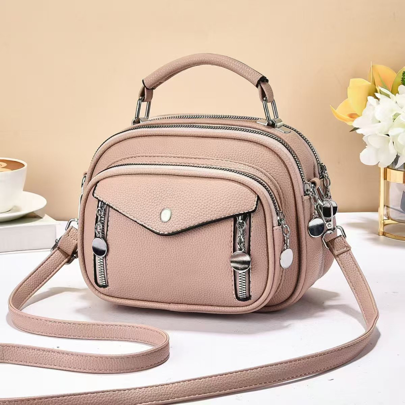 Crossbody torba od PU, horizontalni kvadratni oblik, zatvaranje zipom, unutarnja džep s zipom i džep za telefon