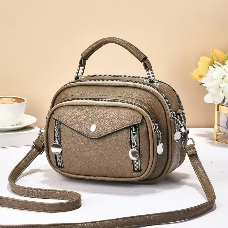 Crossbody torba od PU, horizontalni kvadratni oblik, zatvaranje zipom, unutarnja džep s zipom i džep za telefon