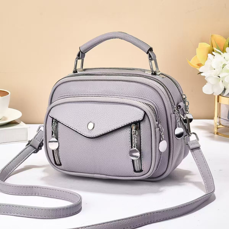 Crossbody torba od PU, horizontalni kvadratni oblik, zatvaranje zipom, unutarnja džep s zipom i džep za telefon
