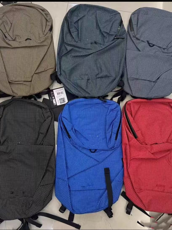 Ruksak 15L s ptičjom brodijom i kariranim uzorkom, vodootporan najlon, za aktivnosti na otvorenom, kompatibilan s 8-inčnim prijenosnim računalom, unisex