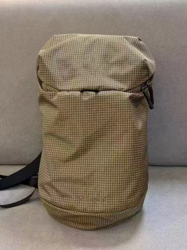 Ruksak 15L s ptičjom brodijom i kariranim uzorkom, vodootporan najlon, za aktivnosti na otvorenom, kompatibilan s 8-inčnim prijenosnim računalom, unisex