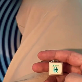 Valgustatud klaviatuuri võtmehoidja, plastikust materjal, moods minimalistlik stiil, aksessuaarid ja ripatsid