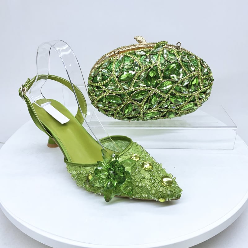 Cherish Fate Moteriški aukštakulniai - smailus pirštas, plonas kulnas, odinis viršus, 3–6 cm, 2025 m. pavasaris