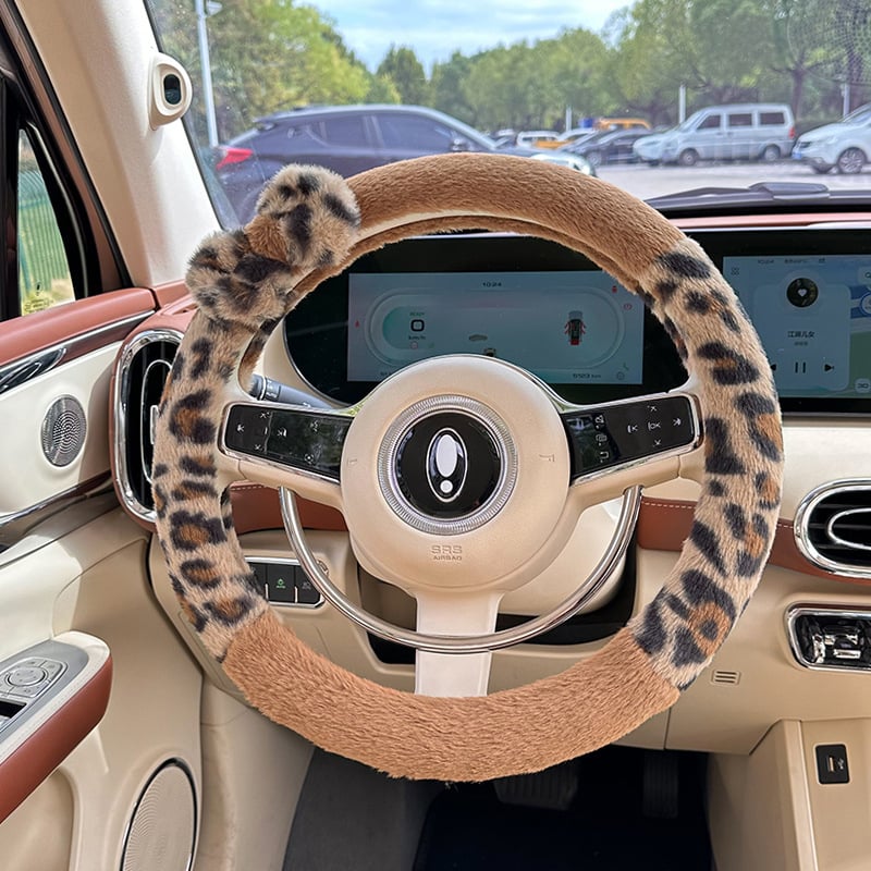 Navlaka za volan s leopardim uzorkom, pliš, toplo zimi, univerzalna kompatibilnost, promjer 38 cm, originalni stil (Materijal: pliš; Promjer: 38 cm; Univerzalna kompatibilnost; Originalni stil)