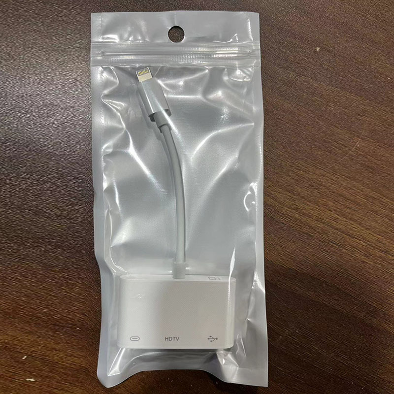 Adaptor Lightning la HDMI pentru iPhone | Interfață HDMI, conductor din cupru, lungime 16 cm, greutate 30 g