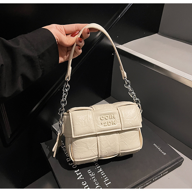 PU materijal crossbody torba kvadratnog oblika, vodoravna, sa zatvaračem i džepom za telefon