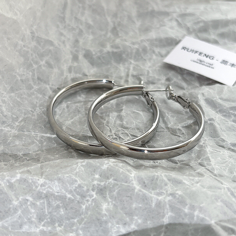 Cercei hoop metalice cu design geometric, placare cu aur real, stil franțuzesc retro, pentru femei, primăvara 2025