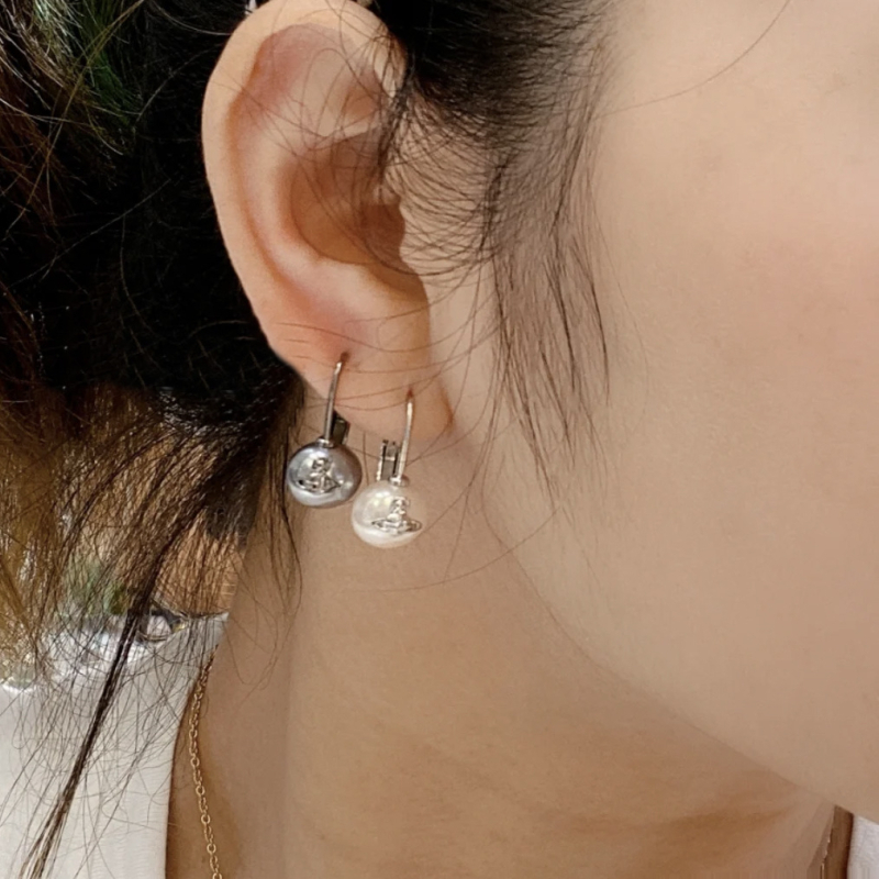 Réz geometriás fülbevalók egyetlen gyöngyös csepp, kis Saturnus-forma, uniszex, elektropácolt felület, 2024 nyár