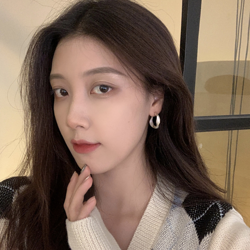 Kõrvarõngad klipsid – C-kujuline keerdgeomeetria, sulam, naiste stiil, prantsuse retro, õli töötlemine, tootmiskoode 367