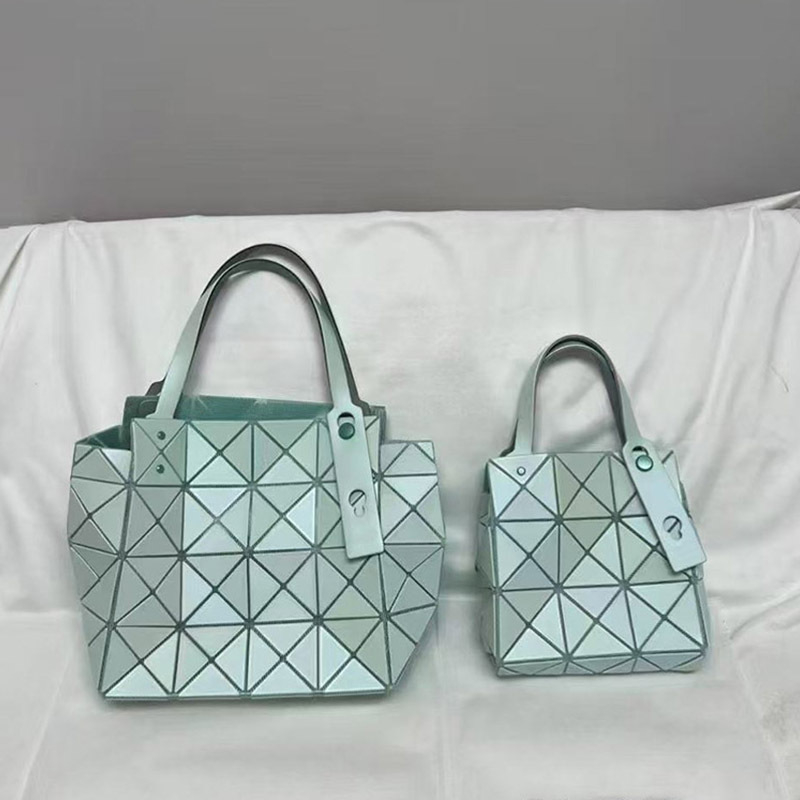 25 nova PVC torbica za pod Pazuh — mini kvadratna torba s geometrijskim rombom za žene