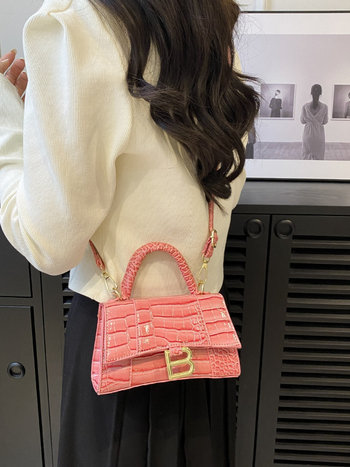Ženska crossbody torba s polumjesecem i poklopcem, PU materijal