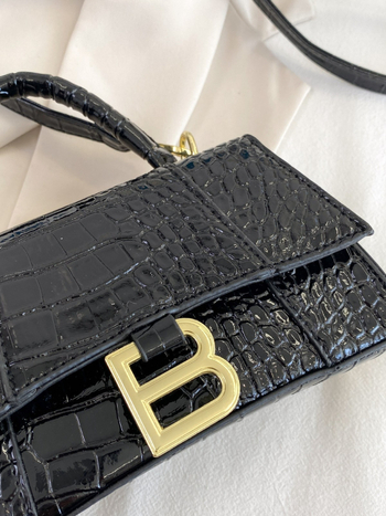 Ženska crossbody torba s polumjesecem i poklopcem, PU materijal
