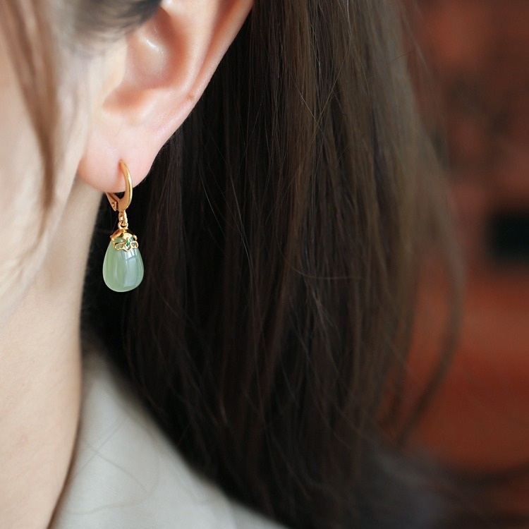 Bakrene naušnice s Hetian jade, U-oblik Geometrijski dizajn, jade ugradnja, elektroplatirano, unisex nakit