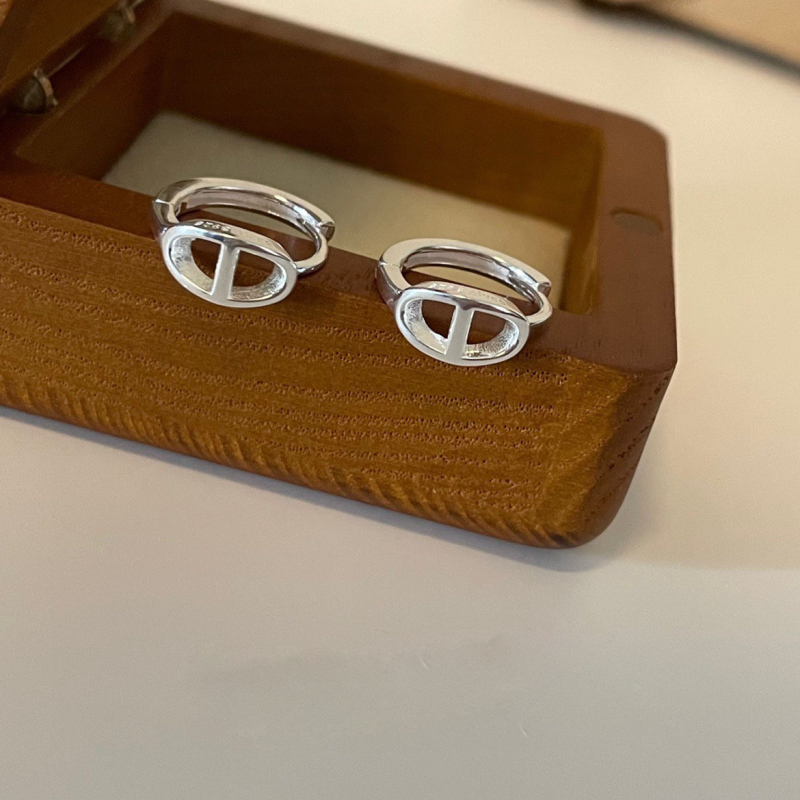 Обеци с 925 сребърна игла, кухo свинско носче, минималистичен геометричен стил, пролет 2022