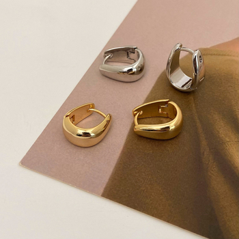 Naušnice - bakreni metal, U-oblik geometrijski dizajn, 18k zlato premaz, ženski nakit