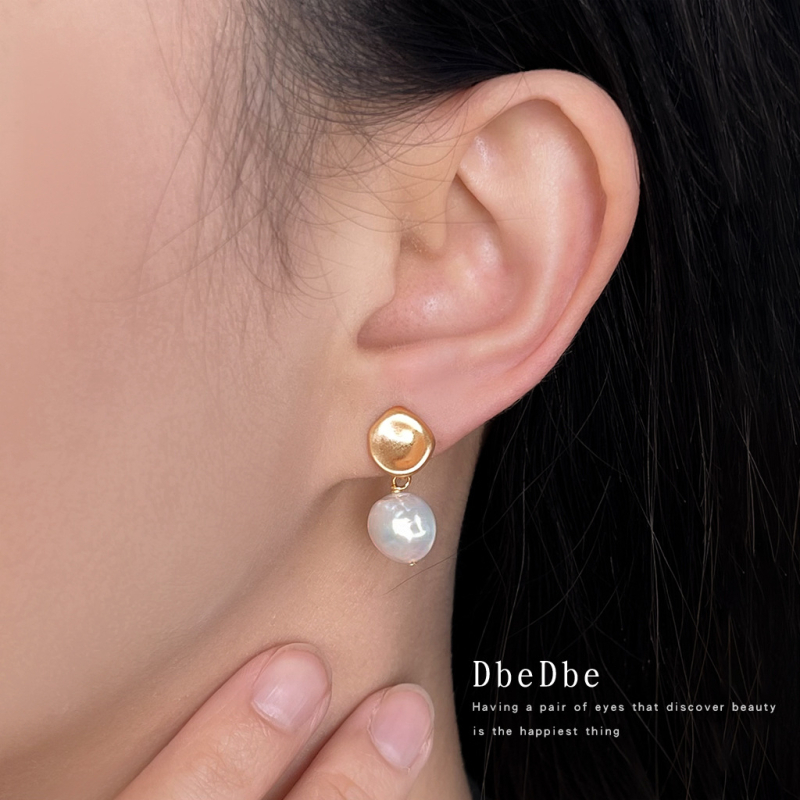 Clipuri Baroc din cupru cu perlă de apă dulce, lucrate manual, design geometric, stil Mosquito coil, placare cu aur mat