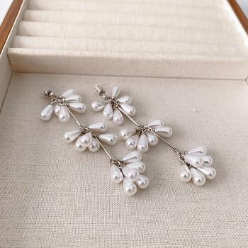 Медни обици с перли и ресни – геометричен стил, за жени, пролет 2025