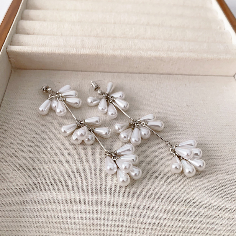 Медни обици с перли и ресни – геометричен стил, за жени, пролет 2025