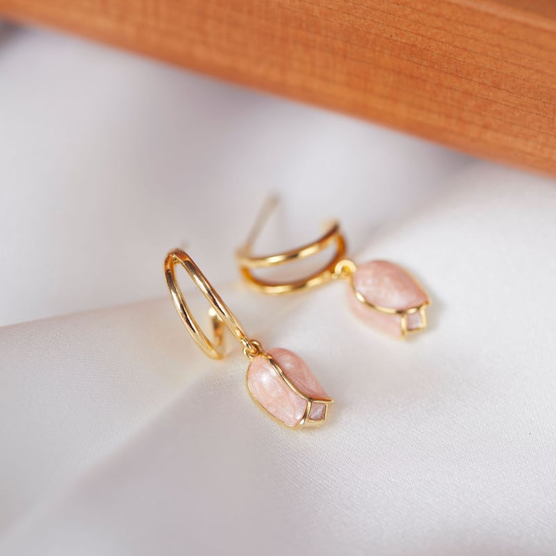 Tulip formájú fülbevaló, réz, galvanizált felület, természetes stílus, 2023 tavasz