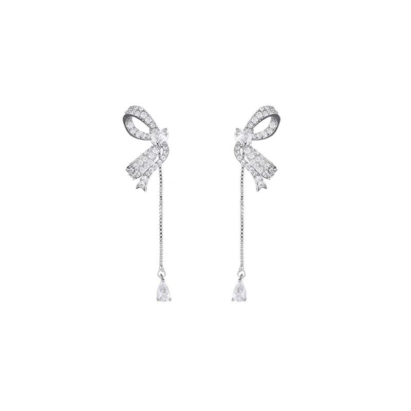 Bakrene naušnice s klipsom: kap vode, mašna s cirkonom, mikro ugrađivanje