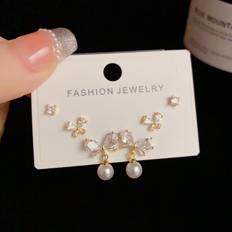 Cercei stud Bow din cupru, placare cu aur, Korean Dupin