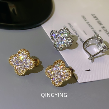 Cercei din cupru cu floare patru petale, setare cu diamante complete, stil Fashion OL