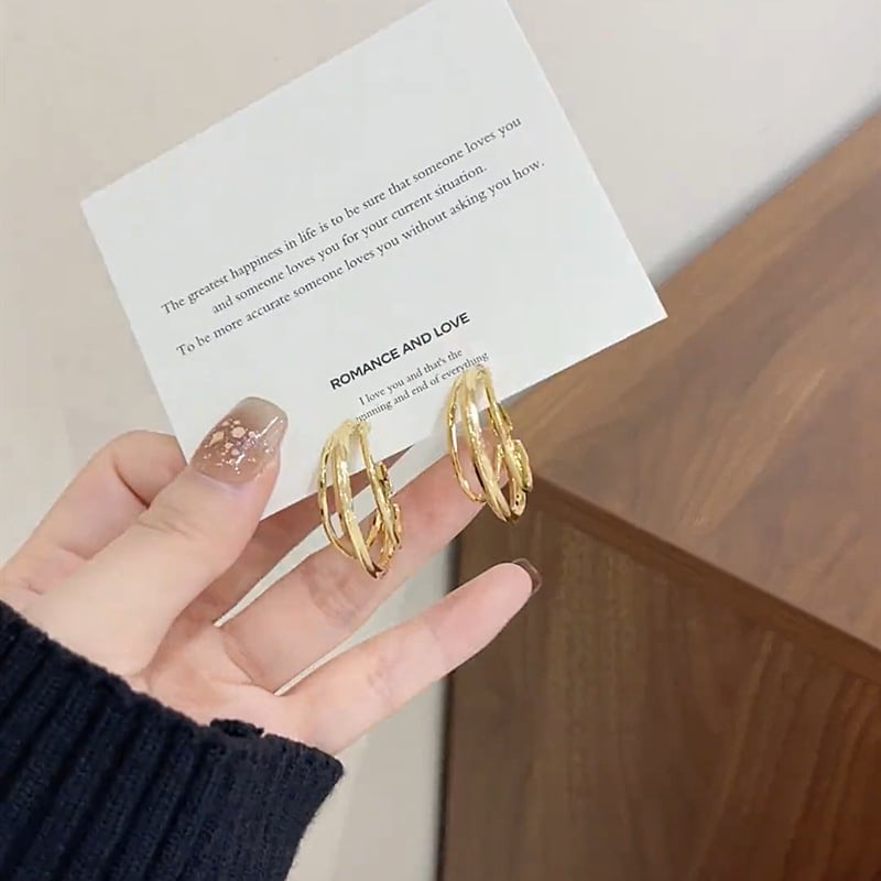 Fülbevalók • Geometriai, szabálytalan, többrétegű fém dizájn • Fém • Elektroplakálás • Könnyed luxus stílus • Nőknek