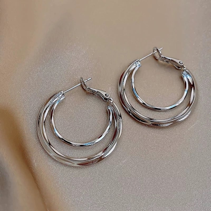 Fülbevalók • Geometriai, szabálytalan, többrétegű fém dizájn • Fém • Elektroplakálás • Könnyed luxus stílus • Nőknek