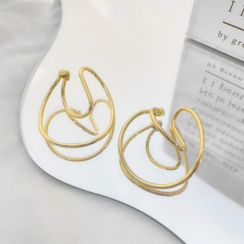 Butterfly Női fülklipsz — Geometrikus vonalak, U alakú rögzítő, vegyes anyag, elektroplattázás, középkori retro stílus