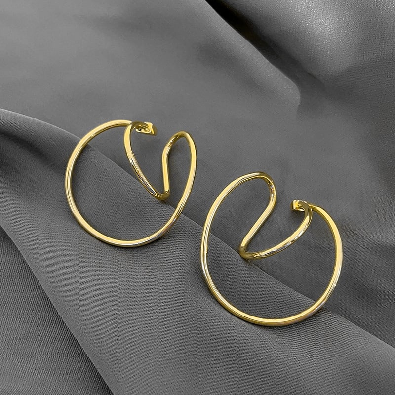 Butterfly Női fülklipsz — Geometrikus vonalak, U alakú rögzítő, vegyes anyag, elektroplattázás, középkori retro stílus