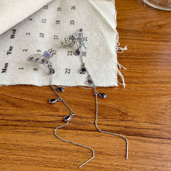 Fülbevalók - réz, U-alakú fülcsipesz, rovar-ihletésű dizájn, elektroplátolás, nőies pastoraális stílus