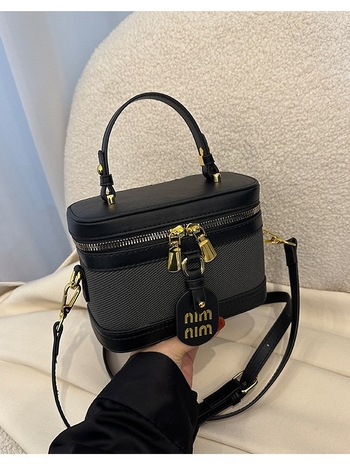 Bucket torba za žene - PU materijal, oblik horizontalni kvadrat, zatvarač, poliester podstava