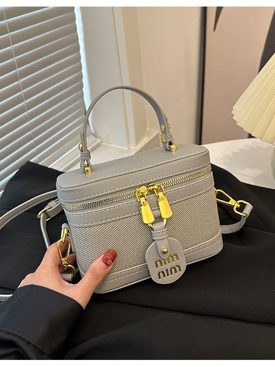 Bucket torba za žene - PU materijal, oblik horizontalni kvadrat, zatvarač, poliester podstava