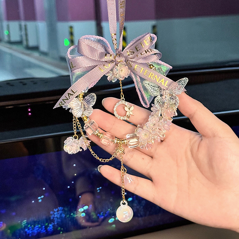 Автомобилна пеперудена висулка за интериор, модерен стил, кристален материал (Марка: Blue Rain; Материал: Кристал; Стил: Модерен; Функция: Интериорна декорация)