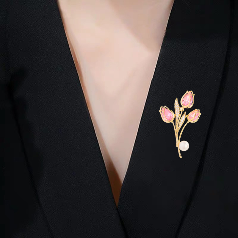 Broșă cu design floral și frunze, cupru, stil feminin elegant, finisaj galvanic