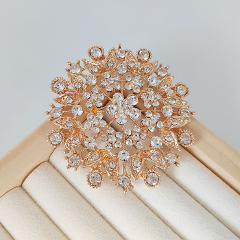 Broš s cvijetom od legure, dekorativni nakit s elektroplatiranom površinom