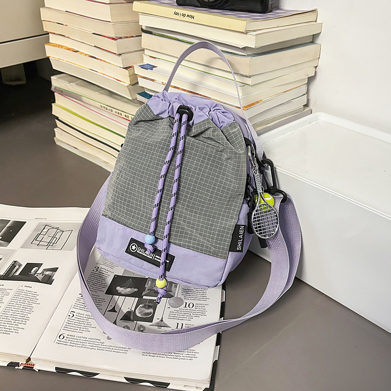 Moderna crossbody torba preko ramena, velika kapaciteta za bocu vode, prijenosna torba za svakodnevne aktivnosti na otvorenom